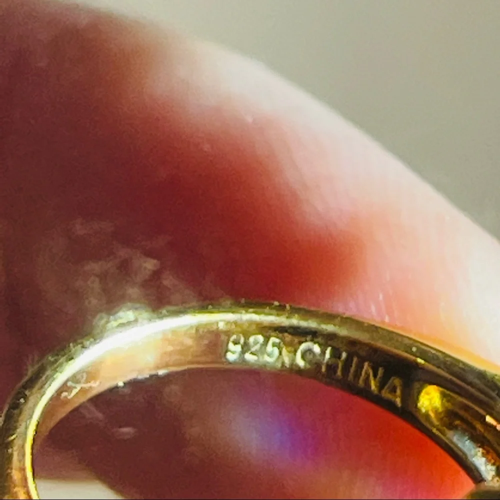 🌺Beautiful PAJ OZ GP. 925 Sterling Silver White Topaz Dinner Ring! - Picture 5 of 16